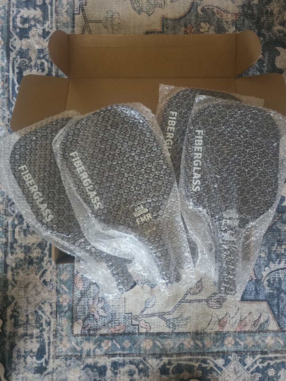 4 Pickleball Paddles & 4 Balls-USAPA Approved Fiberglass Surface, Lightweight - Picture 8 of 11